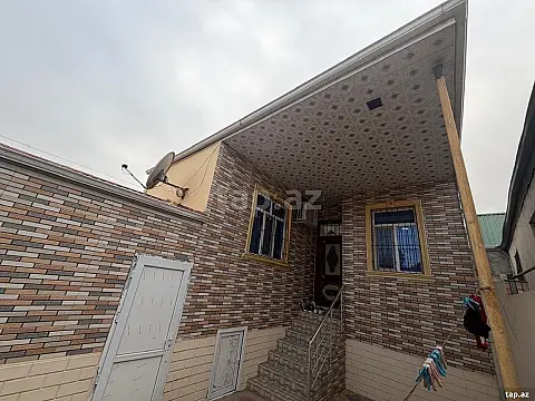 Satılır 3 otaqlı həyət evi 200 m²
