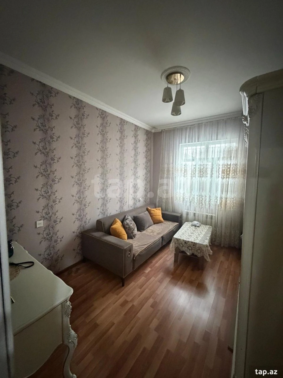 Satılır 3 otaqlı həyət evi 200 m²