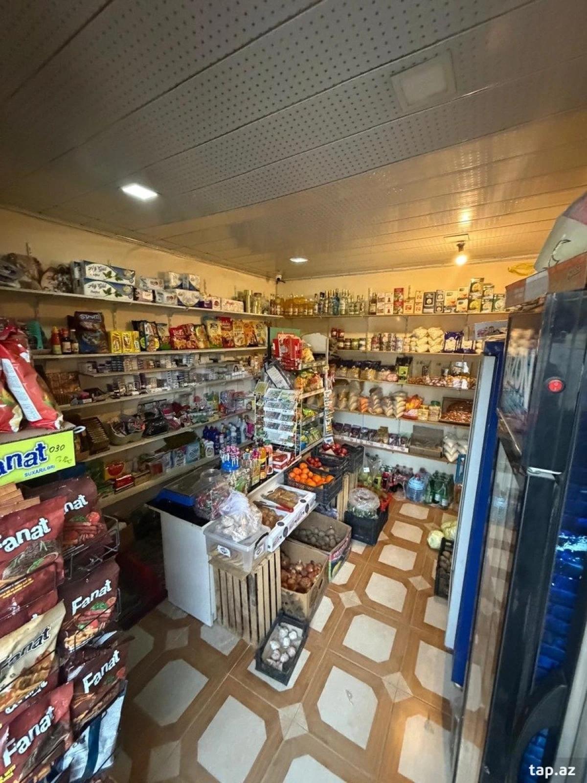 Satılır 3 otaqlı həyət evi 200 m²