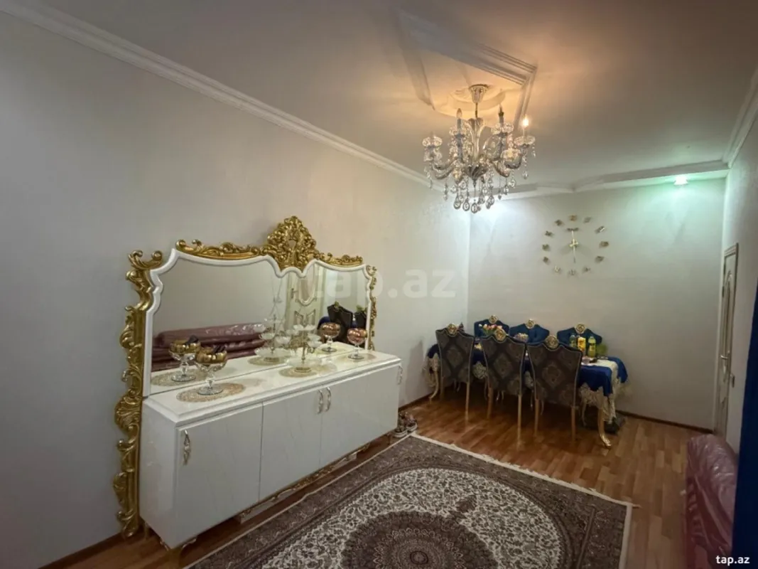 Satılır 3 otaqlı həyət evi 200 m²
