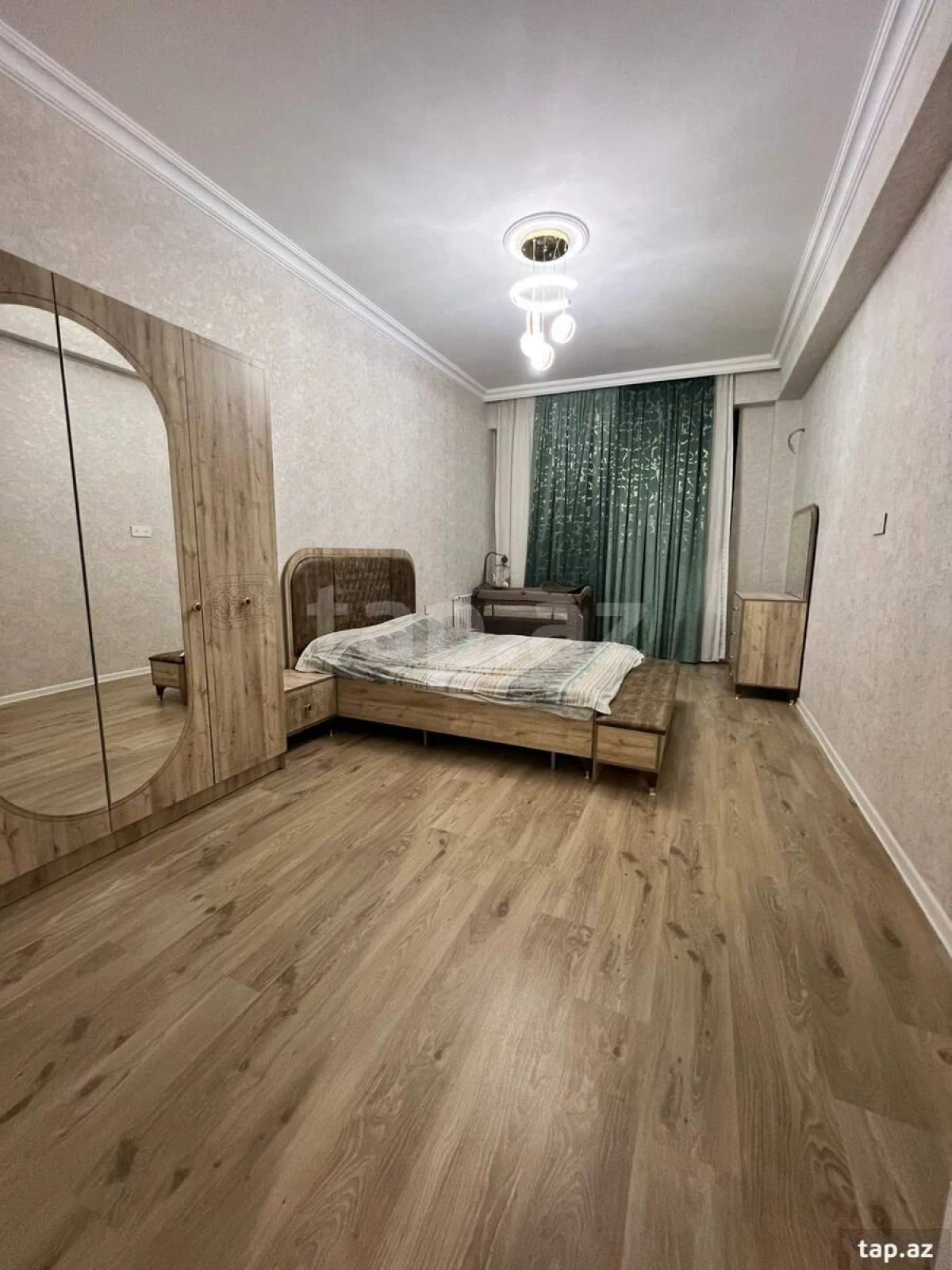 Kirayə verilir 2 otaqlı yeni tikili 80 m²