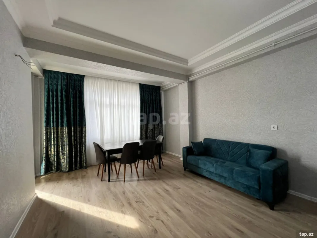 Kirayə verilir 2 otaqlı yeni tikili 80 m²