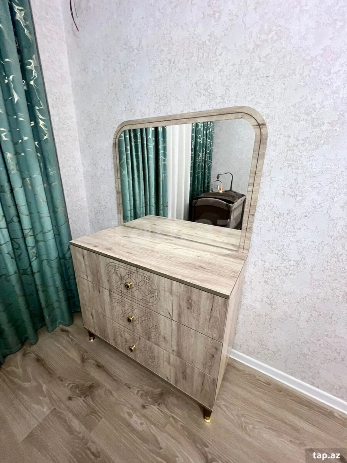 Kirayə verilir 2 otaqlı yeni tikili 80 m²