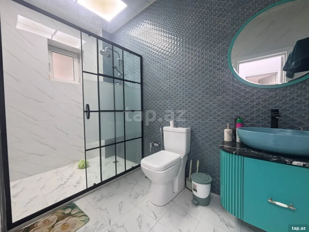 Satılır 4 otaqlı həyət evi 330 m²