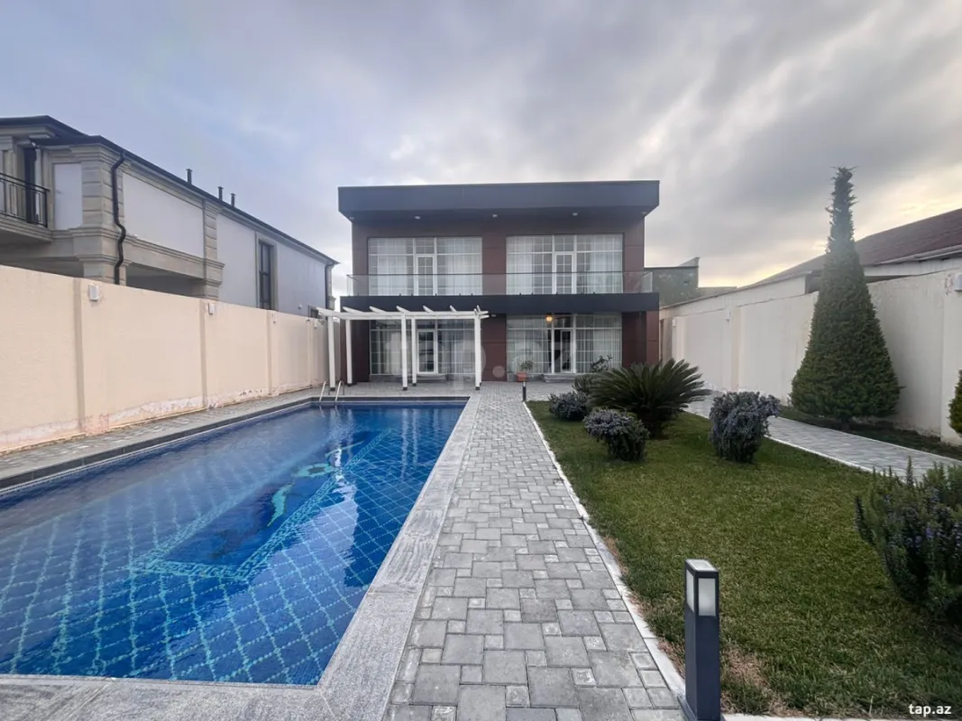 Satılır 4 otaqlı həyət evi 330 m²