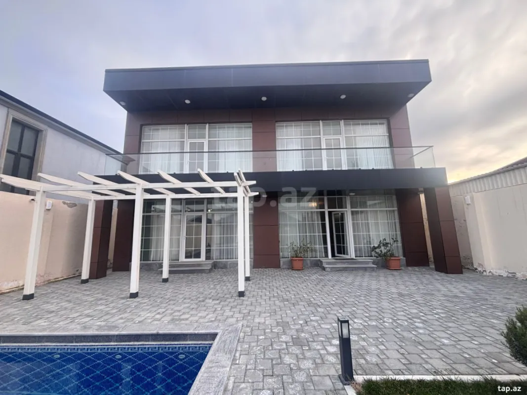 Satılır 4 otaqlı həyət evi 330 m²