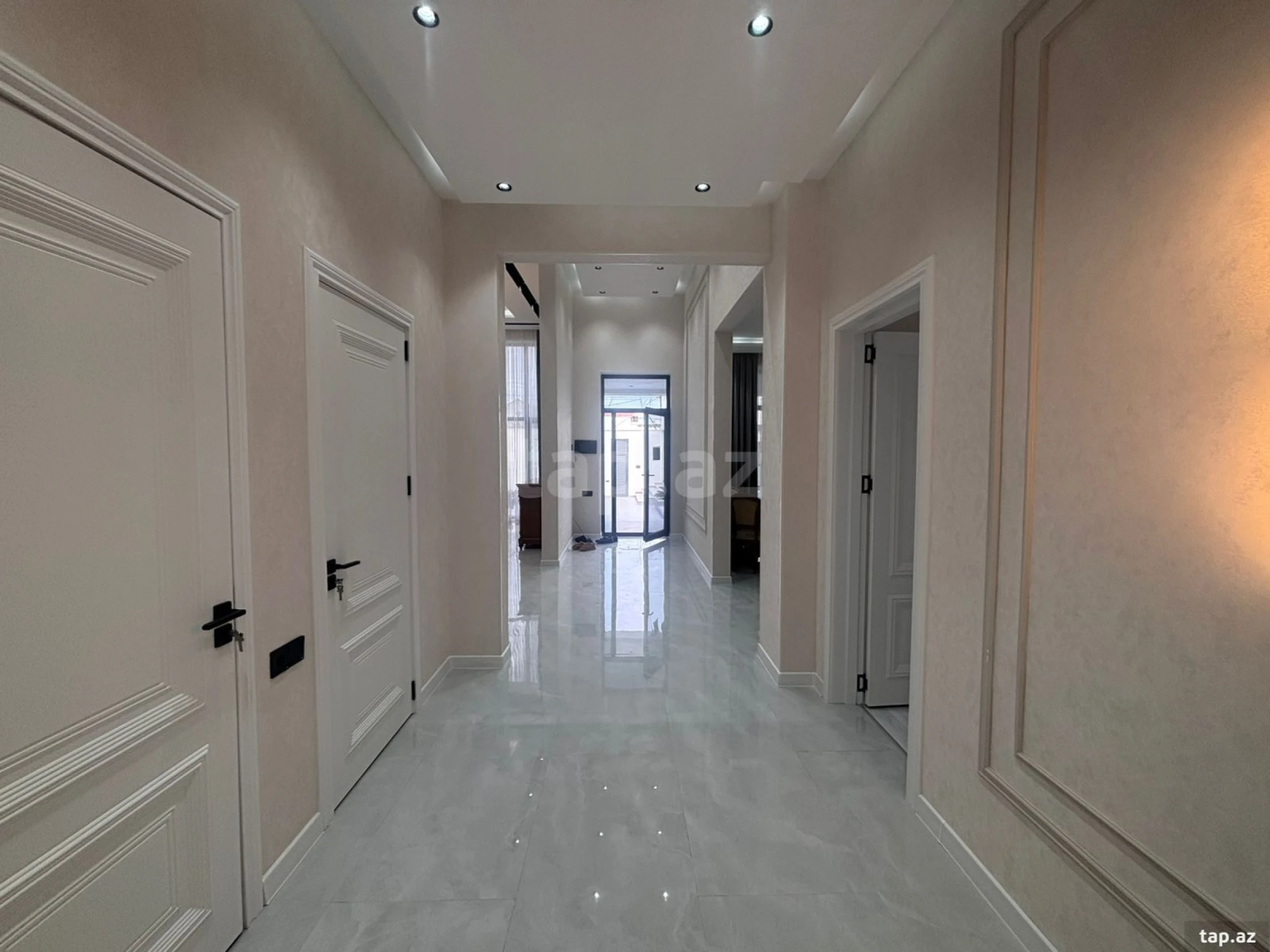 Satılır 4 otaqlı həyət evi 160 m²