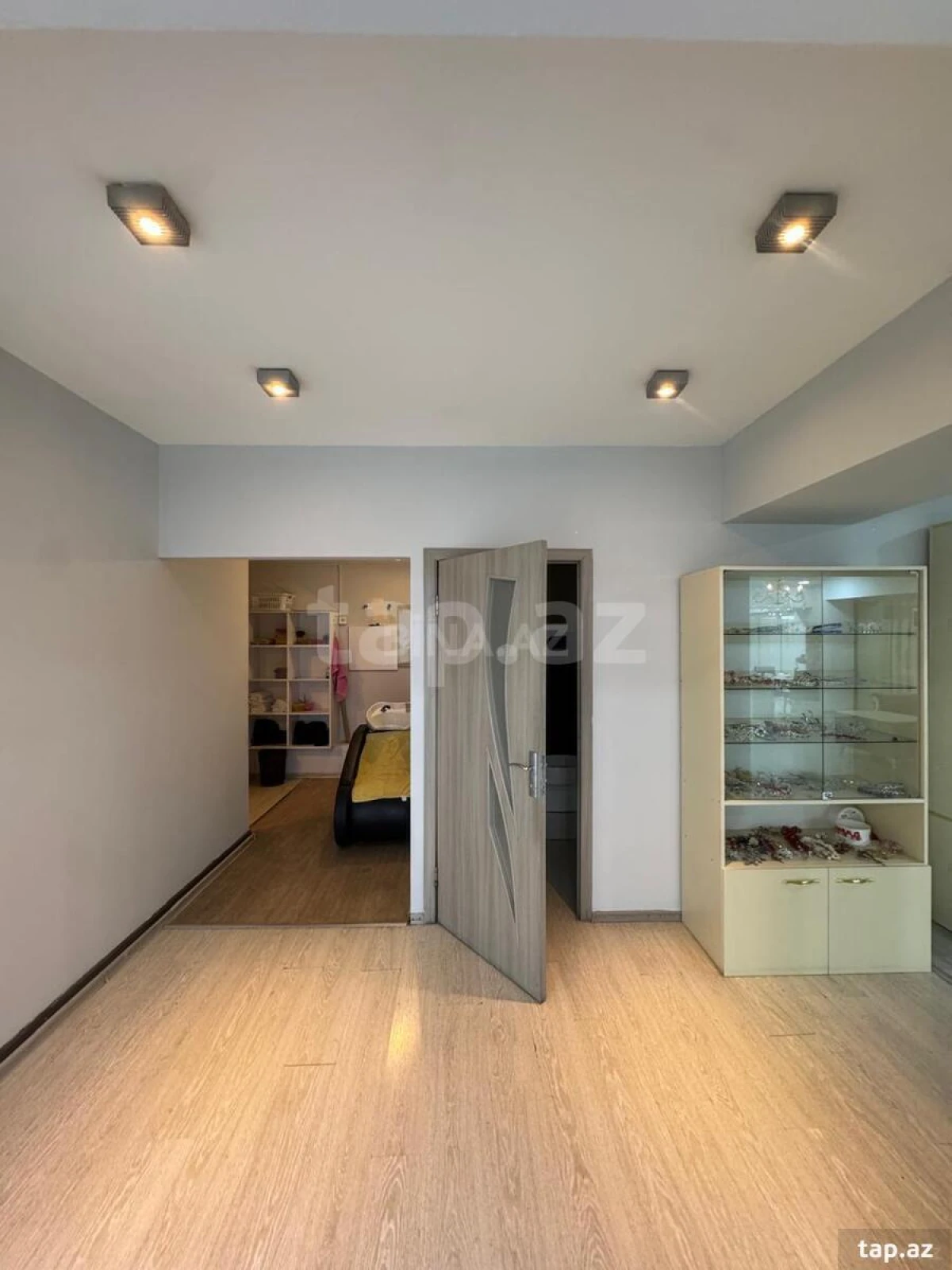 Kirayə verilir ofis