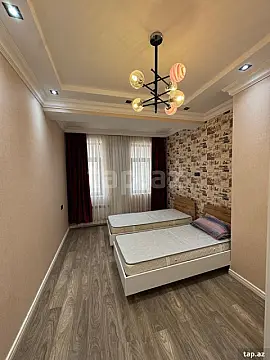 Kirayə verilir 3 otaqlı yeni tikili 85 m²