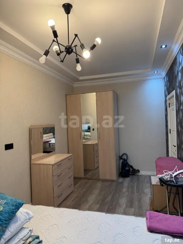 Kirayə verilir 3 otaqlı yeni tikili 85 m²