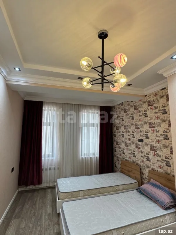 Kirayə verilir 3 otaqlı yeni tikili 85 m²