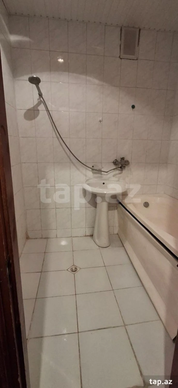 Kirayə verilir 2 otaqlı mənzil 45 m²