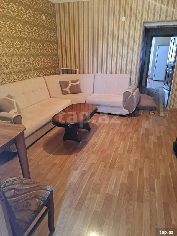 Kirayə verilir 2 otaqlı mənzil 45 m²