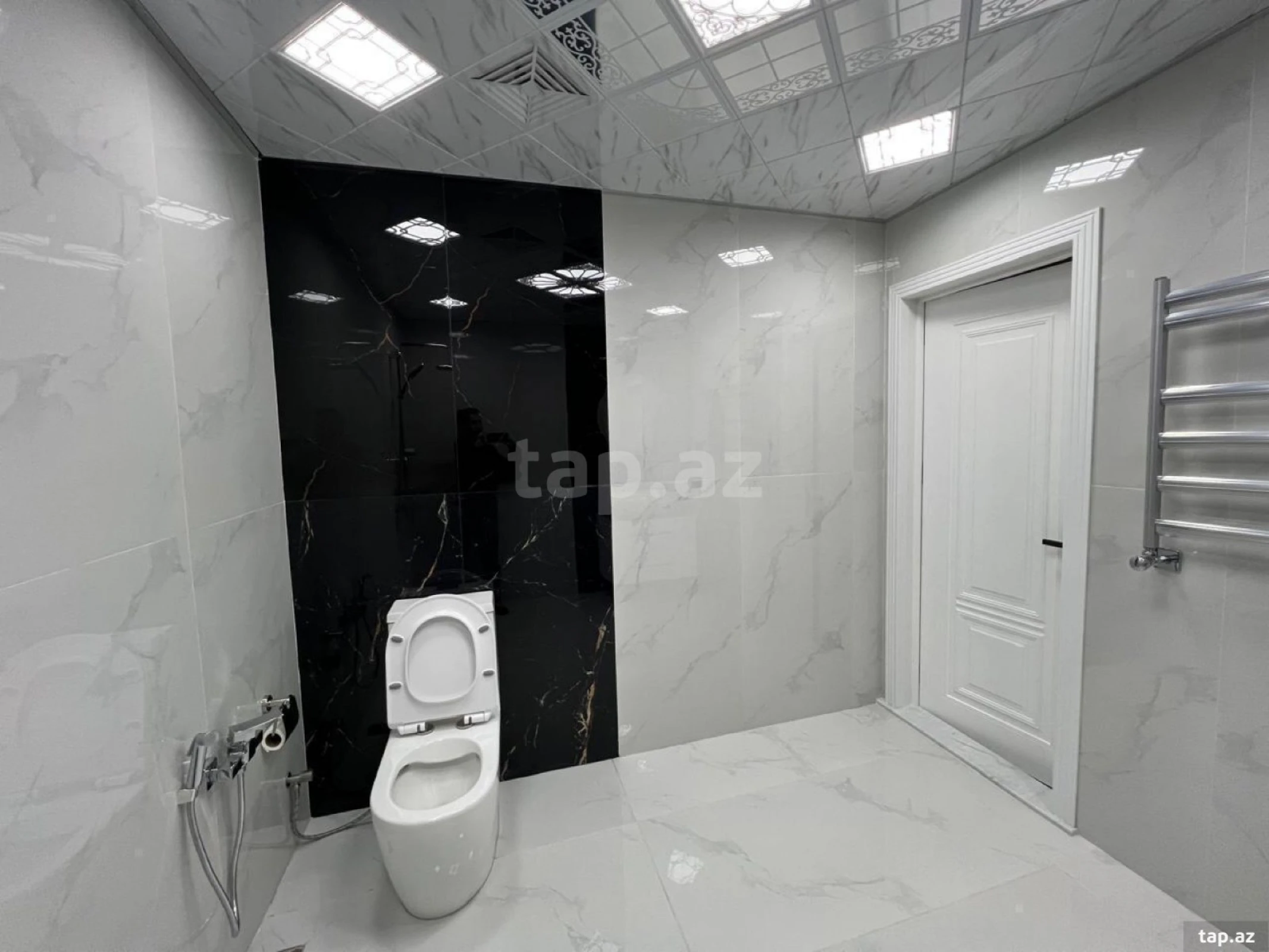 Kirayə verilir 3 otaqlı yeni tikili 113 m²