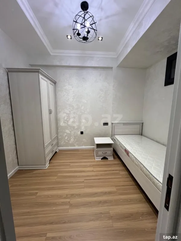 Kirayə verilir 3 otaqlı yeni tikili 113 m²