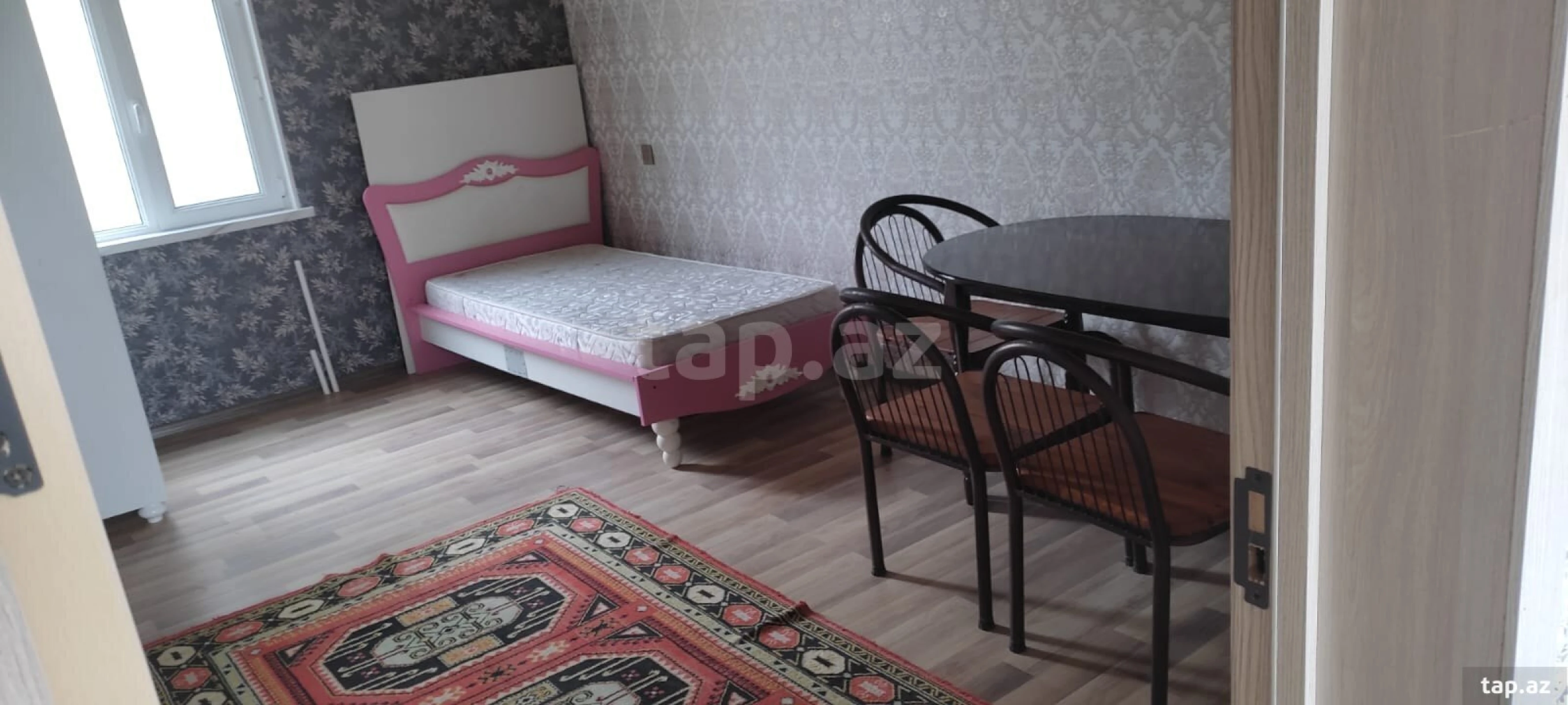 Satılır 4 otaqlı həyət evi 270 m²