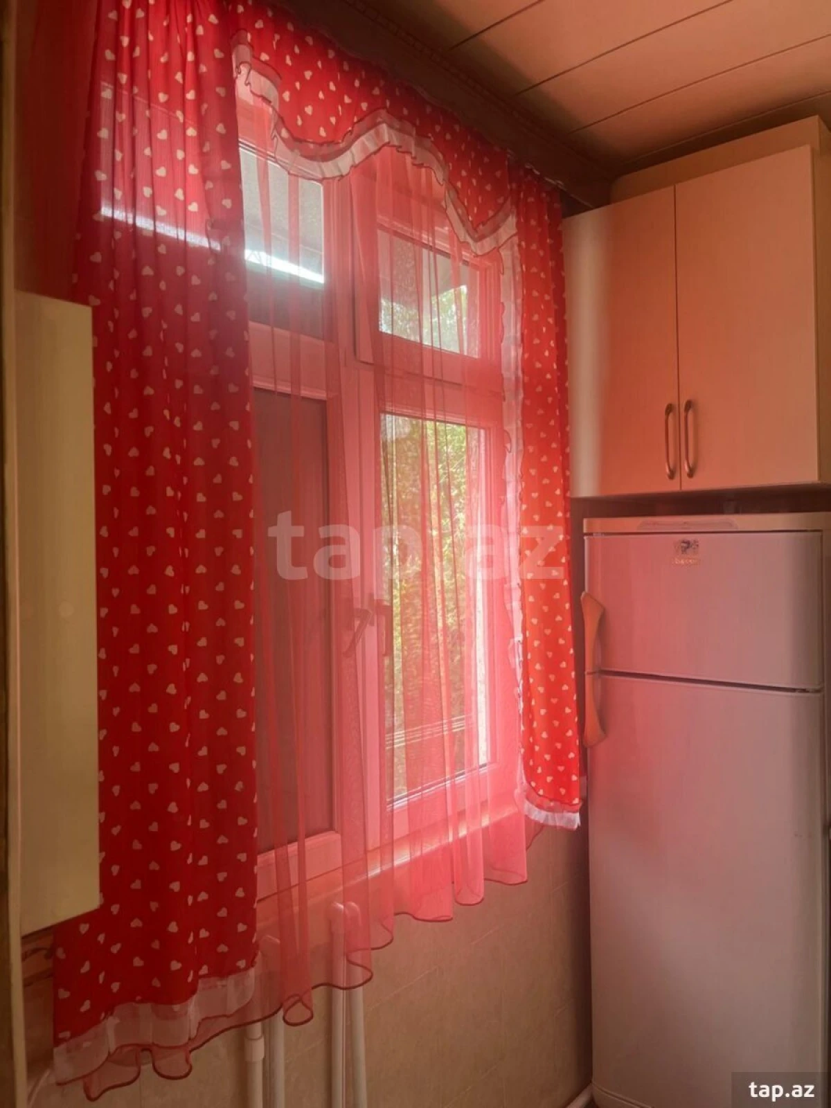 Kirayə verilir 2 otaqlı yeni tikili 80 m²