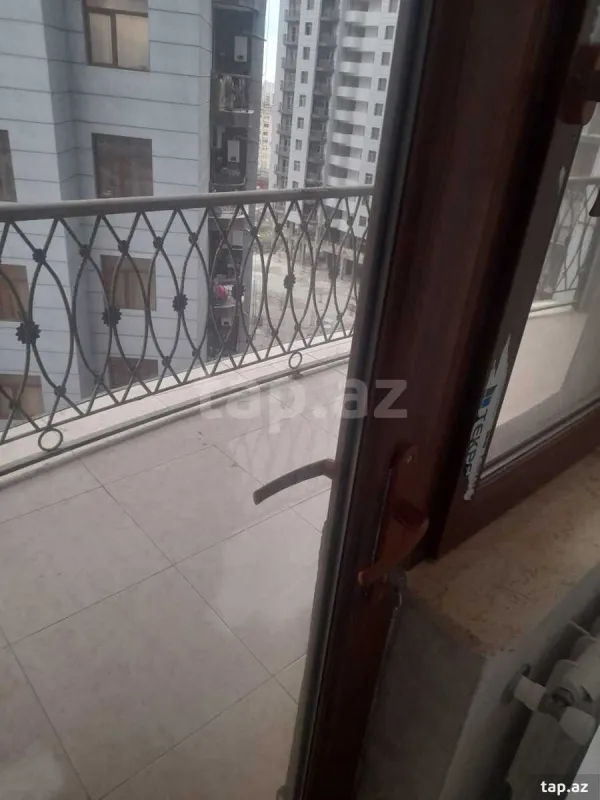 Kirayə verilir 2 otaqlı yeni tikili 90 m²