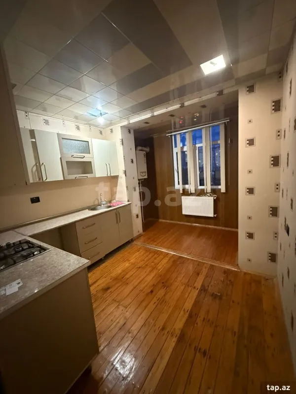 Kirayə verilir 2 otaqlı mənzil 60 m²