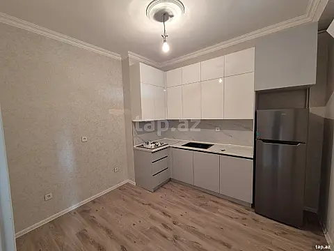 Kirayə verilir 2 otaqlı yeni tikili 76 m²