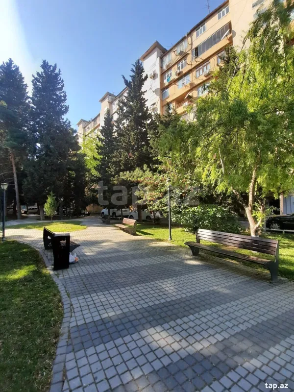 Kirayə verilir 2 otaqlı mənzil 70 m²