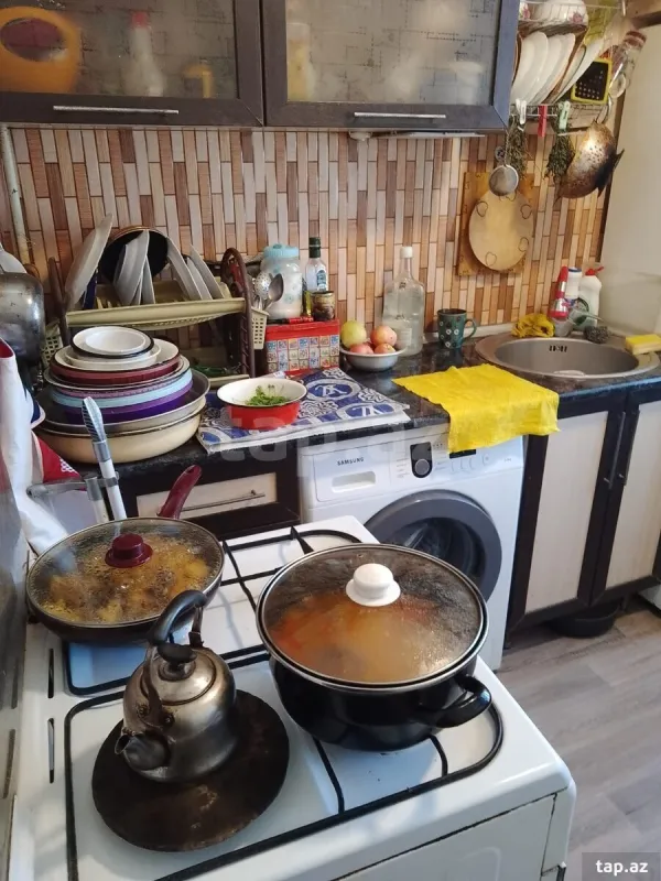 Satılır 2 otaqlı mənzil 52 m²