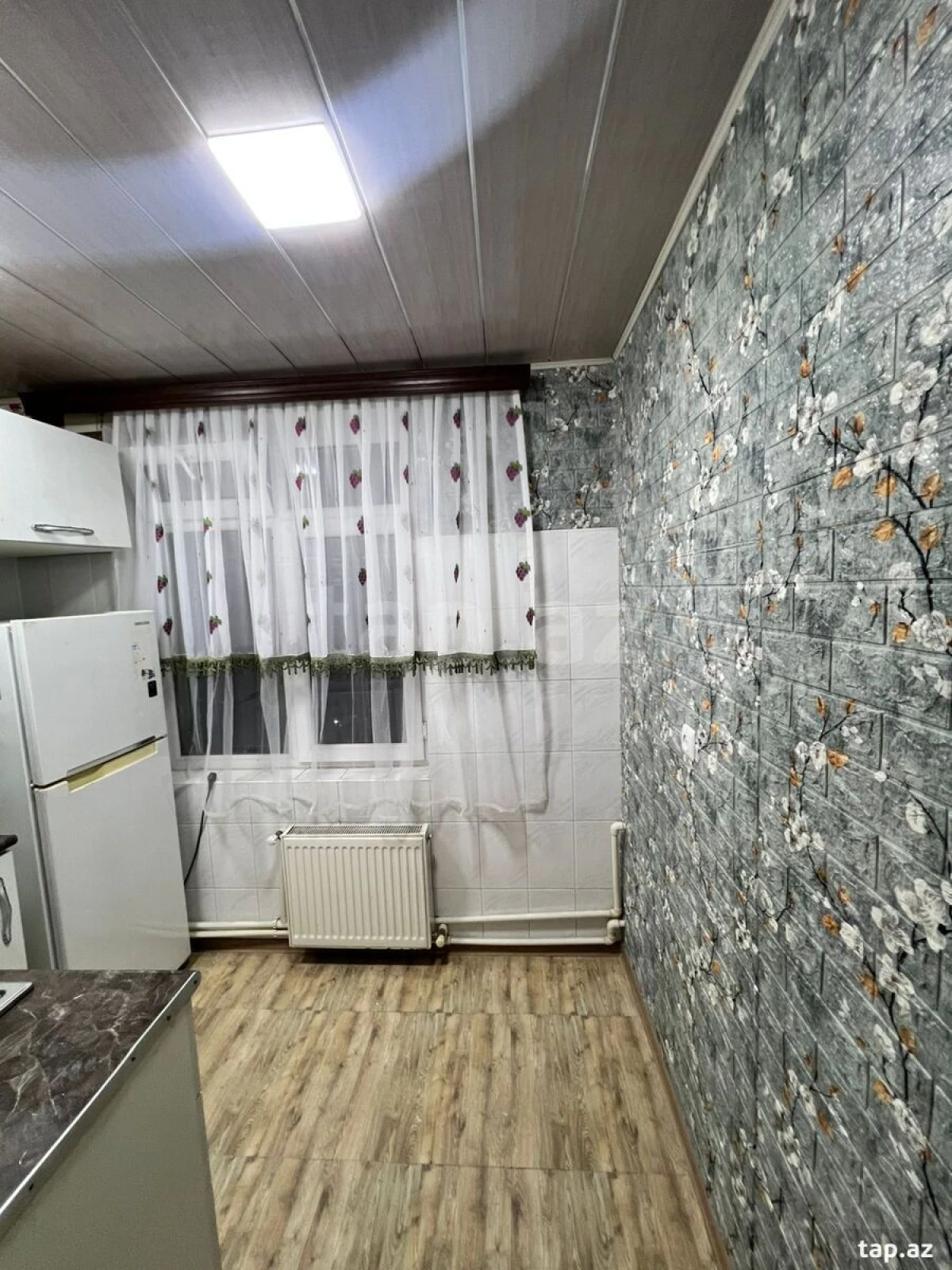 Kirayə verilir 2 otaqlı mənzil 45 m²