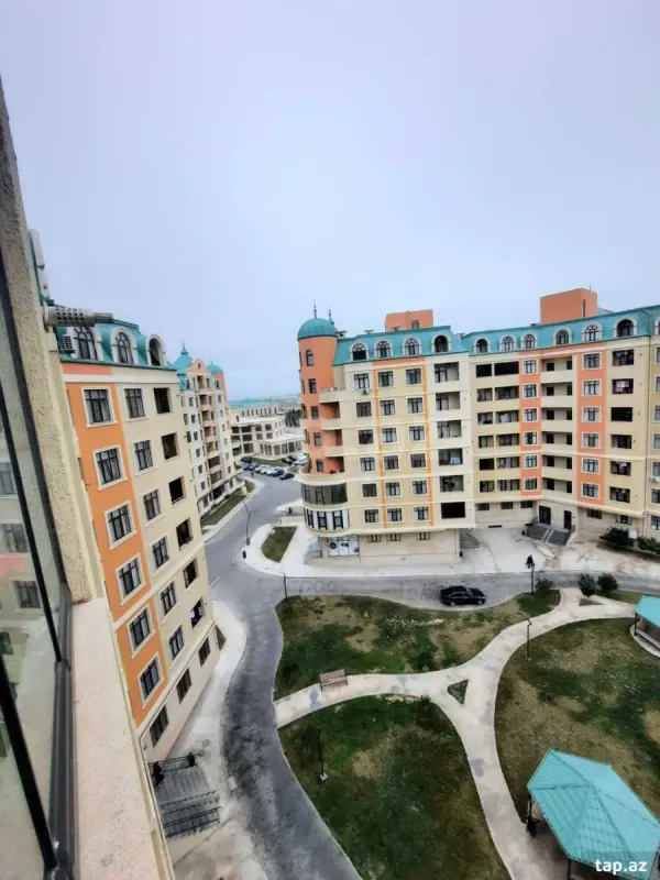 Kirayə verilir 2 otaqlı yeni tikili 85 m²