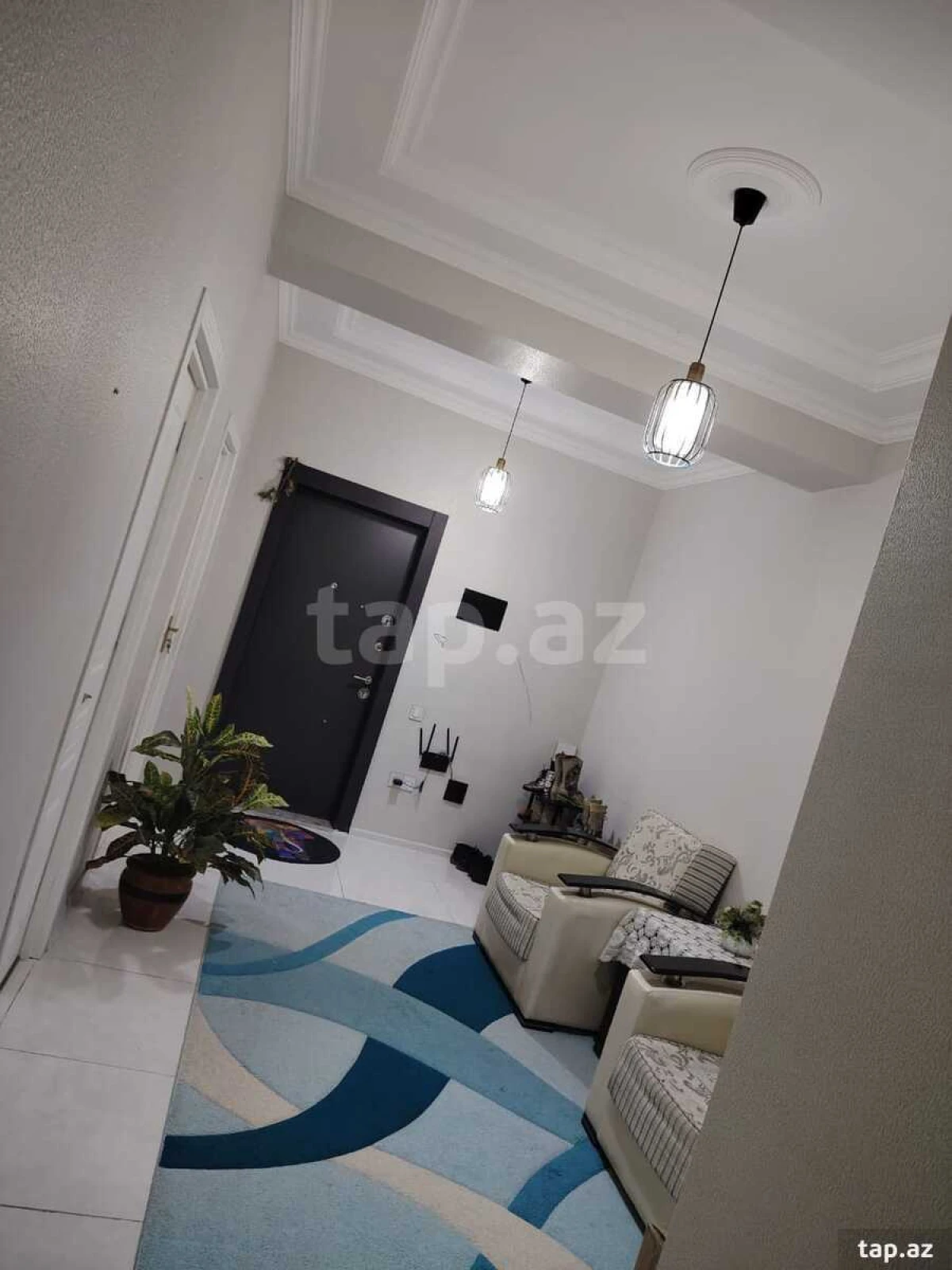 Kirayə verilir 2 otaqlı yeni tikili 85 m²