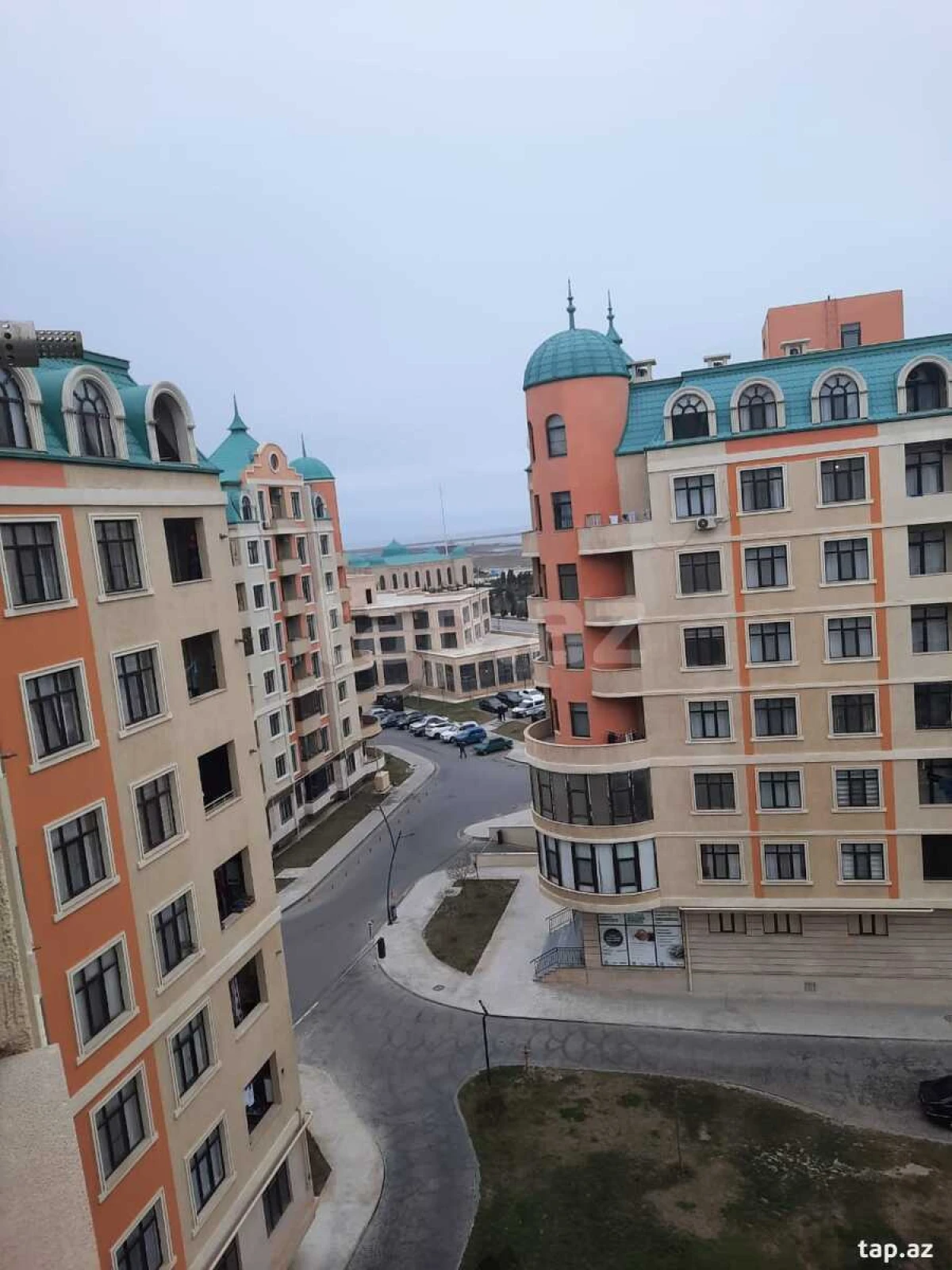 Kirayə verilir 2 otaqlı yeni tikili 85 m²