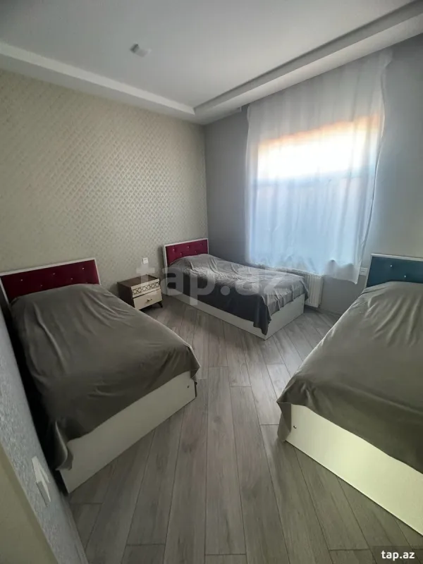 Kirayə verilir 3 otaqlı həyət evi 130 m²