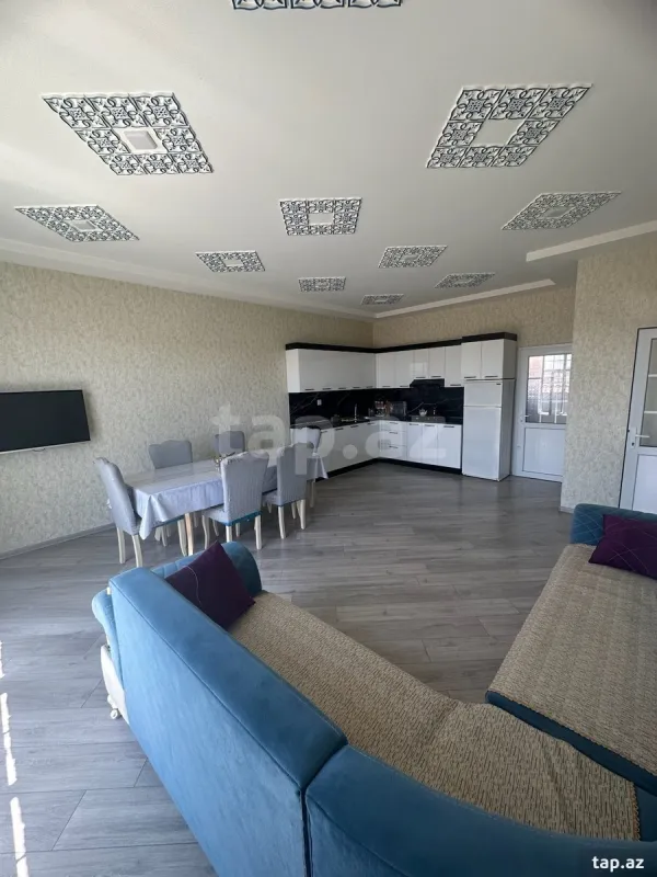 Kirayə verilir 3 otaqlı həyət evi 130 m²