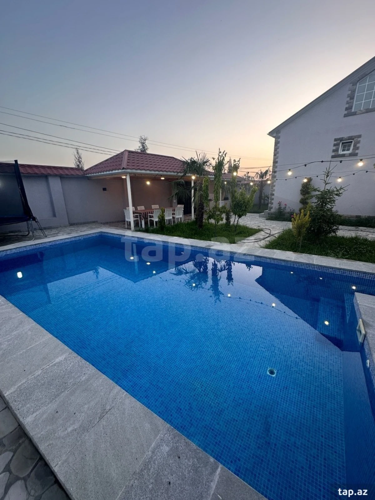 Kirayə verilir 3 otaqlı həyət evi 130 m²