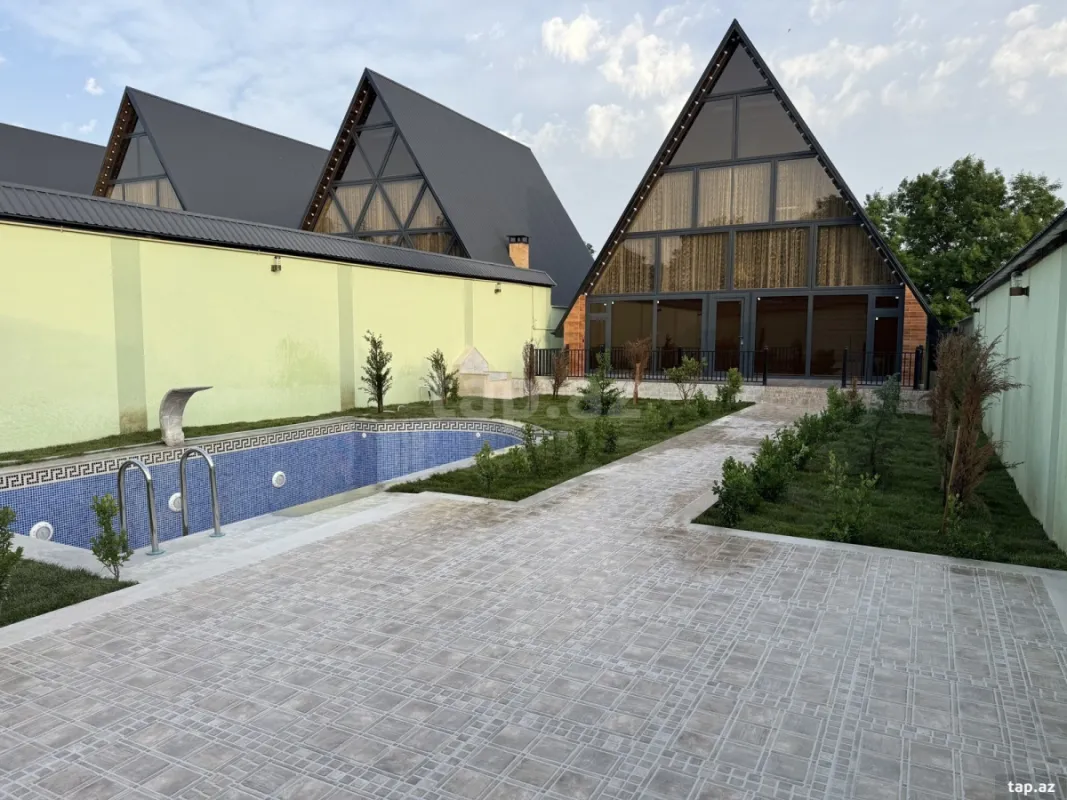 Satılır 3 otaqlı həyət evi 112 m²