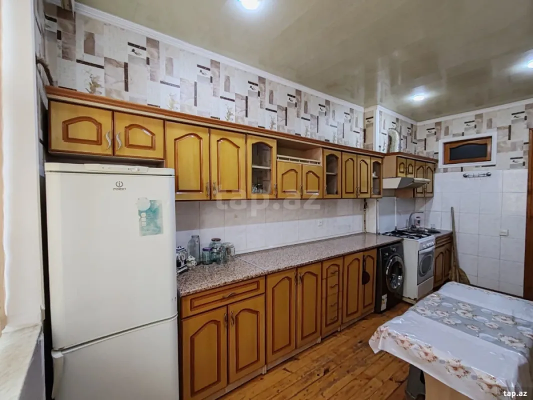 Kirayə verilir 3 otaqlı yeni tikili 100 m²