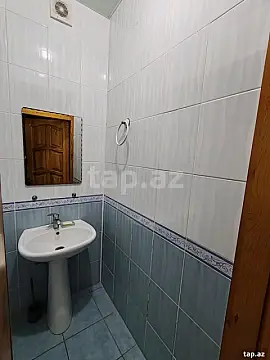 Kirayə verilir 3 otaqlı yeni tikili 100 m²