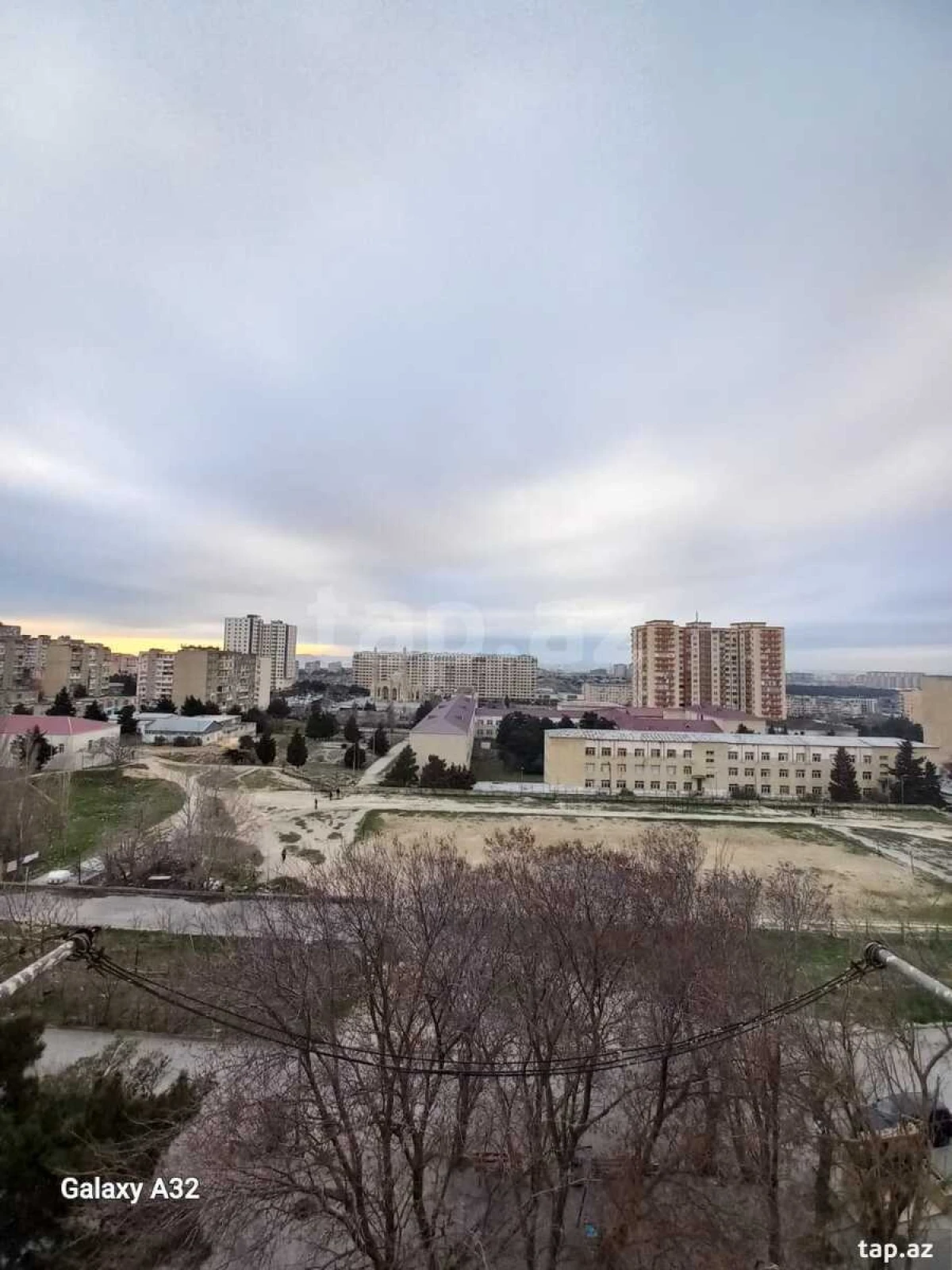 Satılır 2 otaqlı mənzil 60 m²