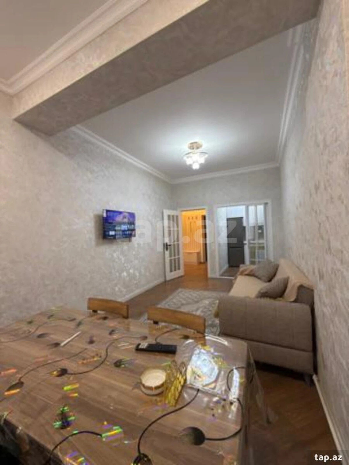 Kirayə verilir 2 otaqlı yeni tikili 60 m²