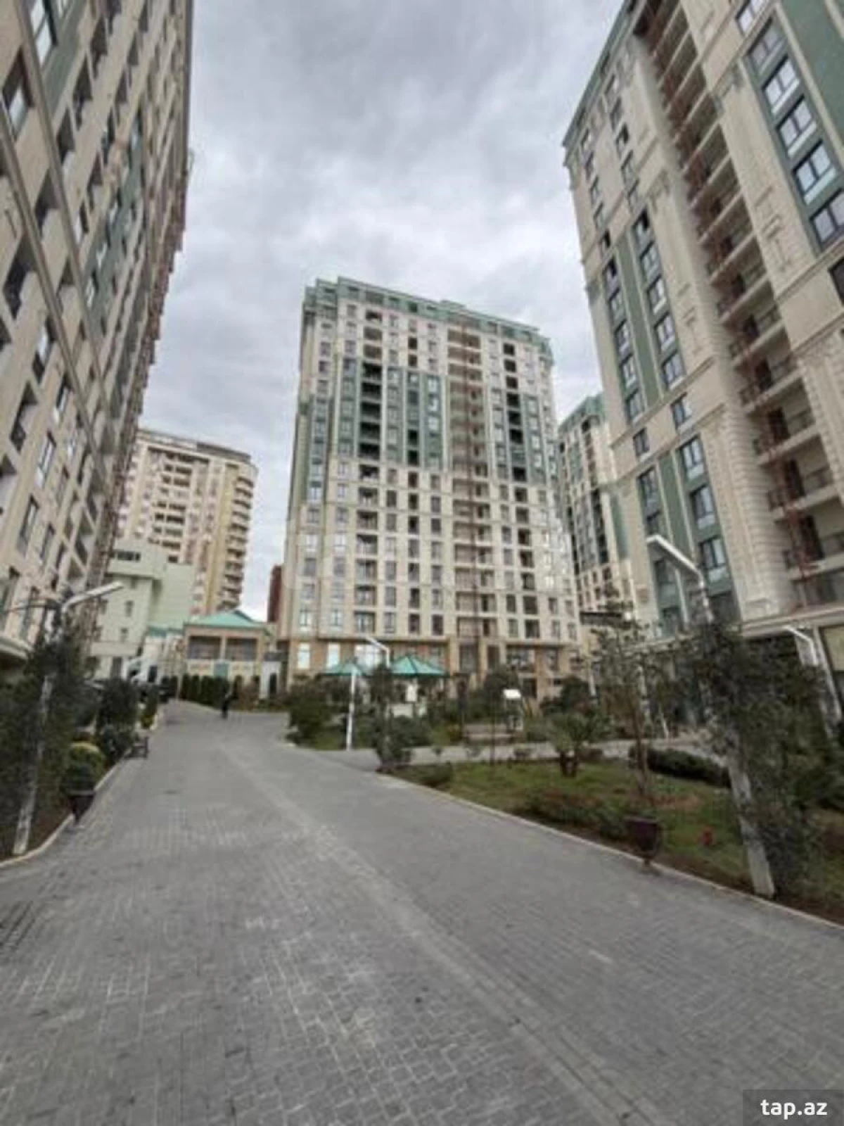 Kirayə verilir 2 otaqlı yeni tikili 60 m²