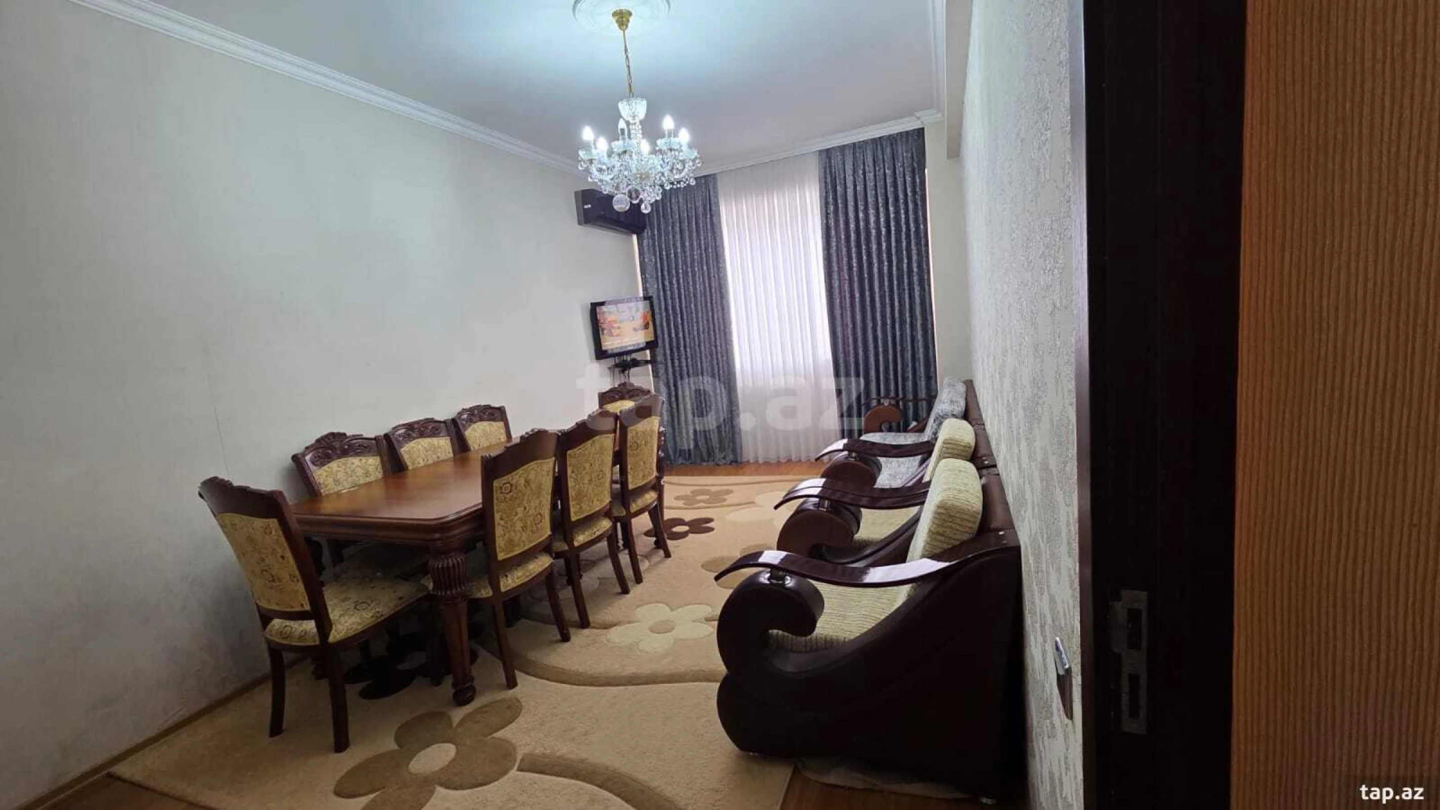 Kirayə verilir 2 otaqlı yeni tikili 70 m²