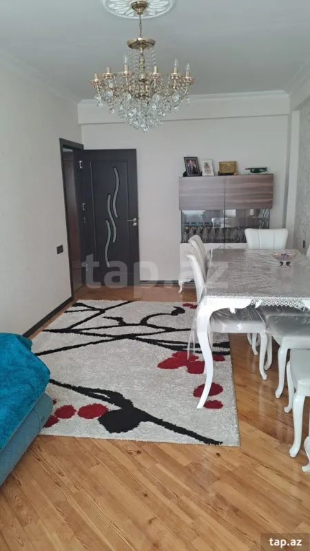 Satılır 3 otaqlı yeni tikili 80 m²
