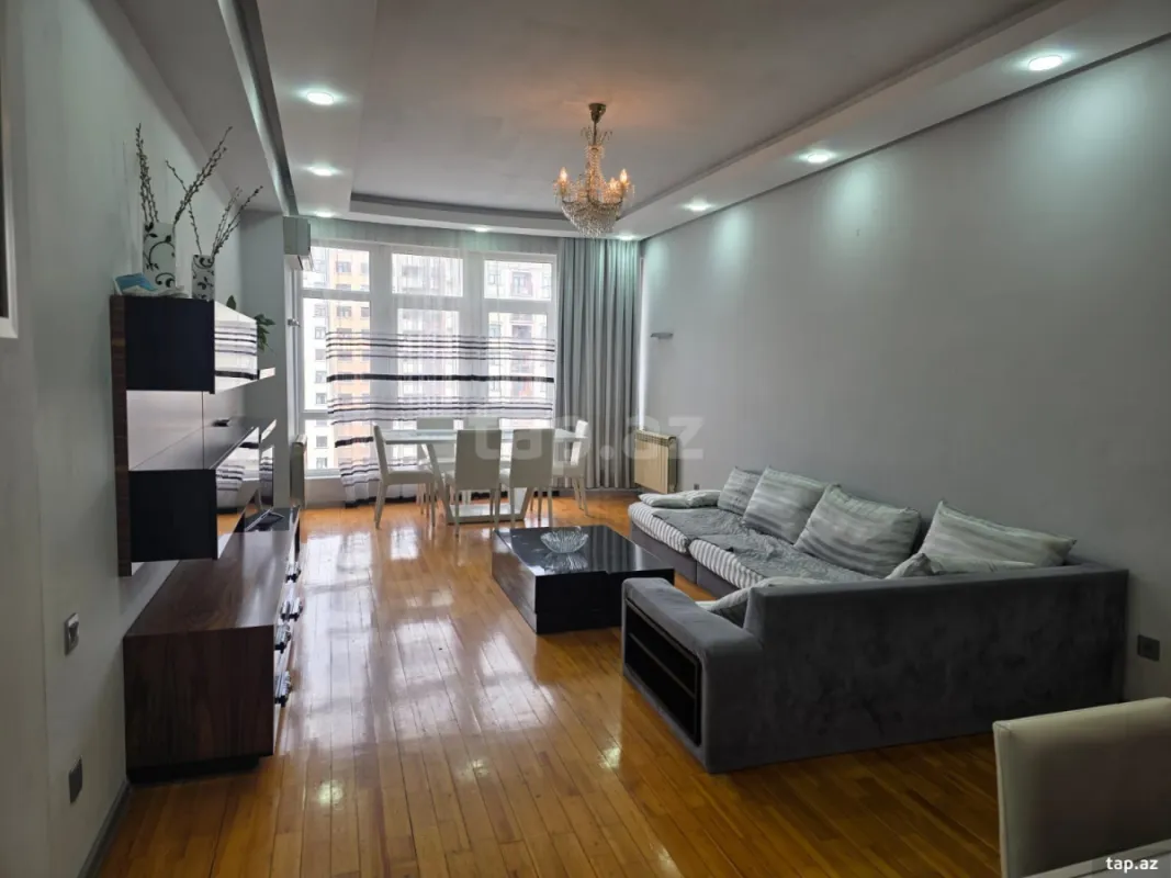 Kirayə verilir 2 otaqlı yeni tikili 70 m²