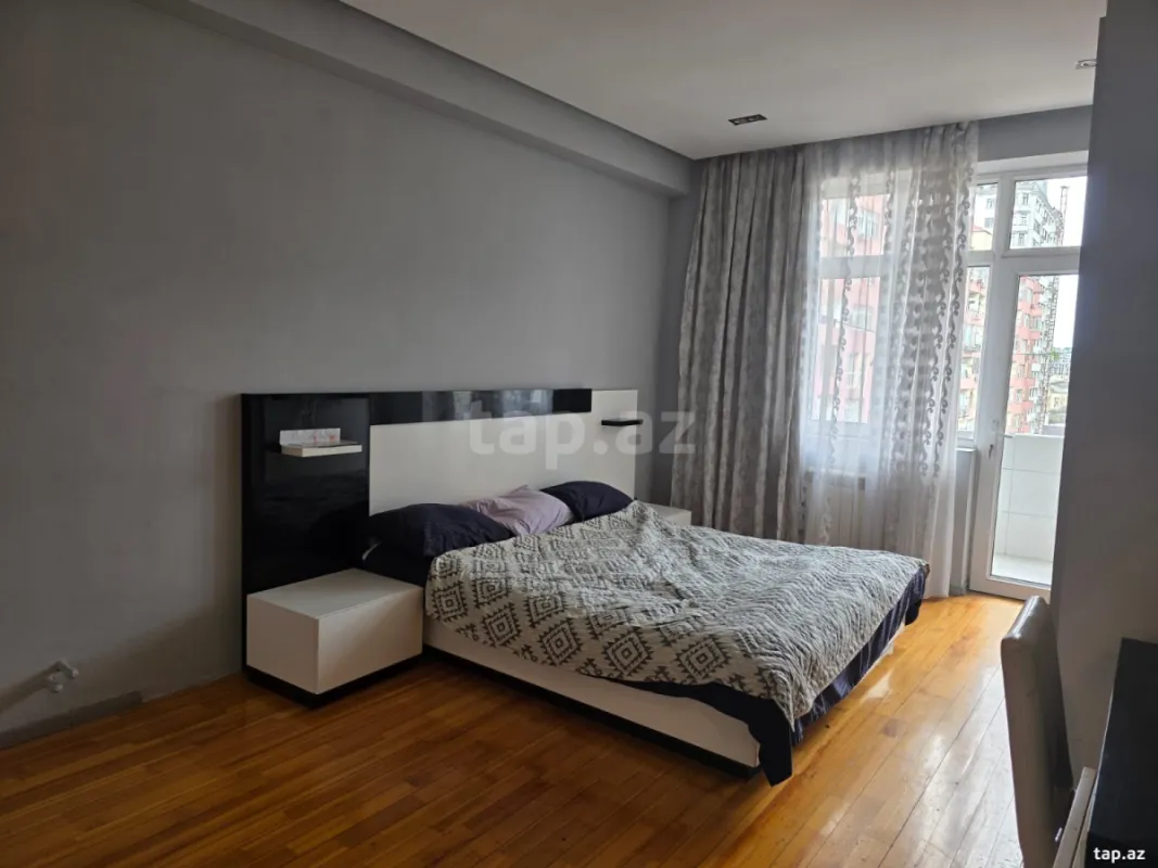 Kirayə verilir 2 otaqlı yeni tikili 70 m²