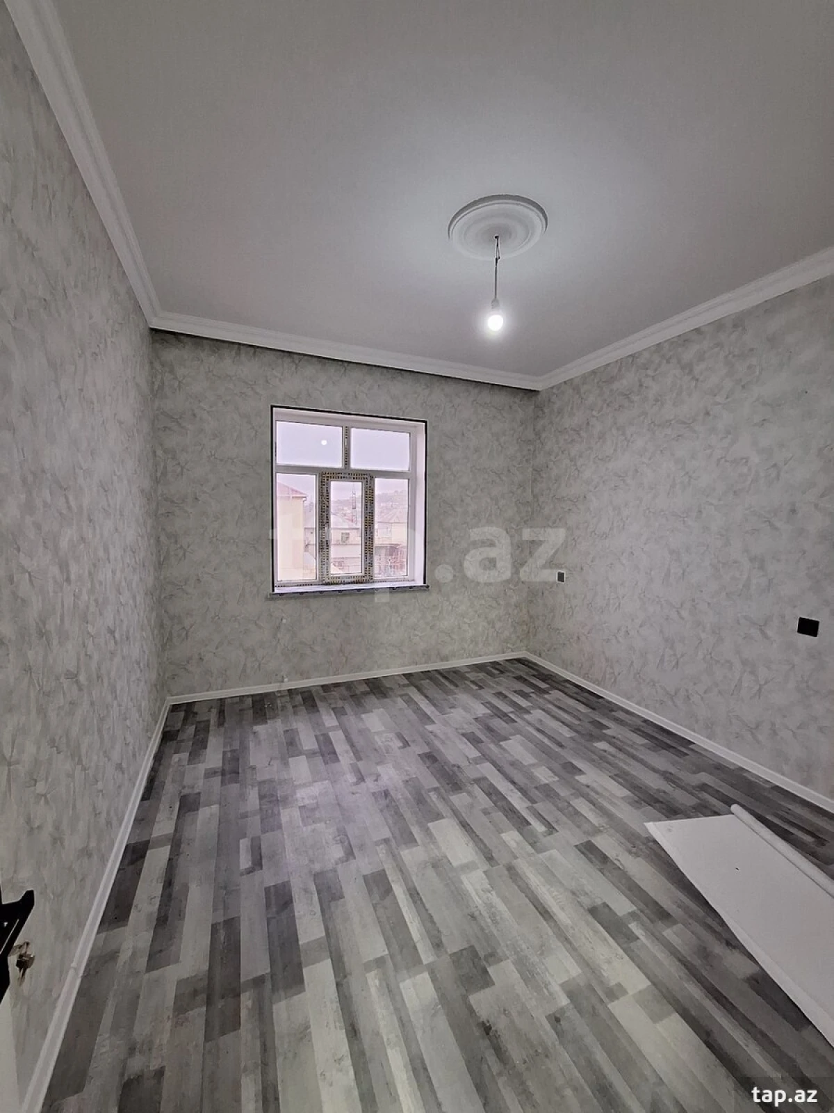 Satılır 5 otaqlı həyət evi 100 m²