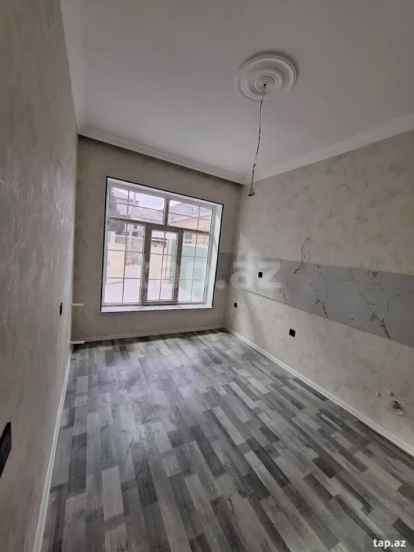 Satılır 5 otaqlı həyət evi 100 m²