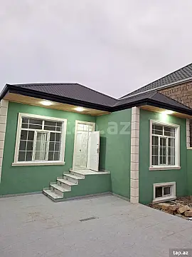 Satılır 5 otaqlı həyət evi 100 m²