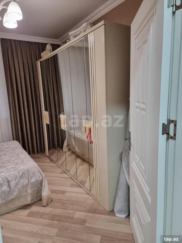 Satılır 2 otaqlı mənzil 60 m²