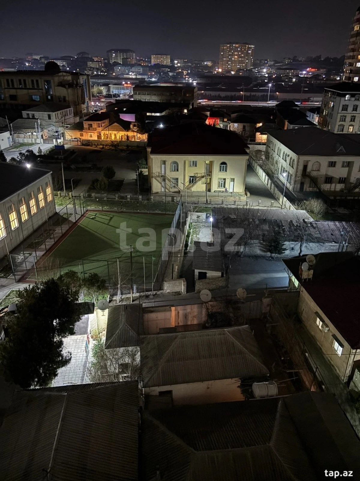 Kirayə verilir 2 otaqlı yeni tikili 75 m²