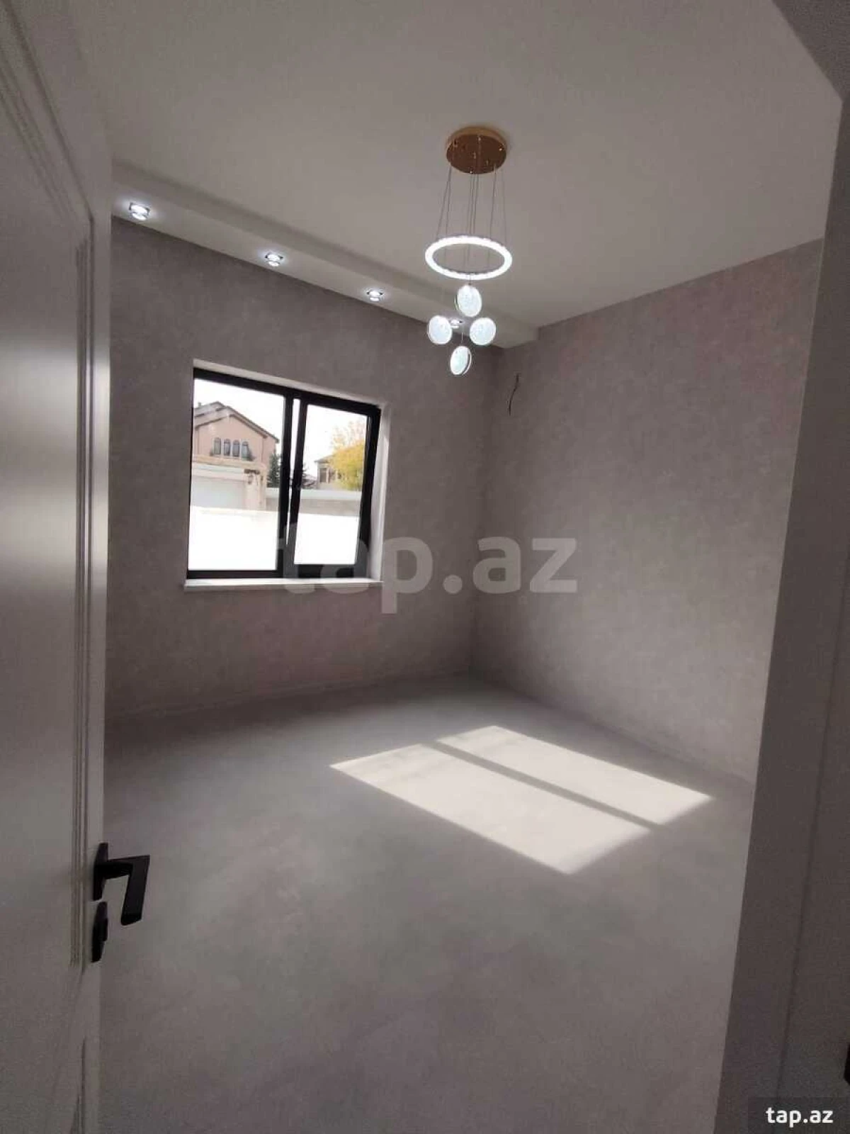 Satılır 4 otaqlı həyət evi 110 m²