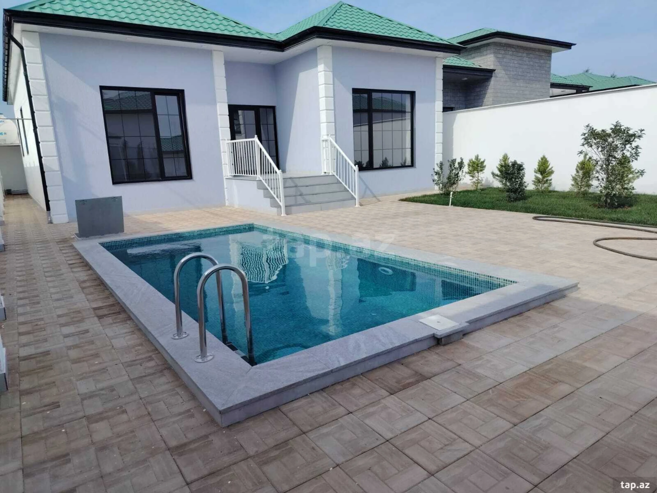 Satılır 4 otaqlı həyət evi 110 m²